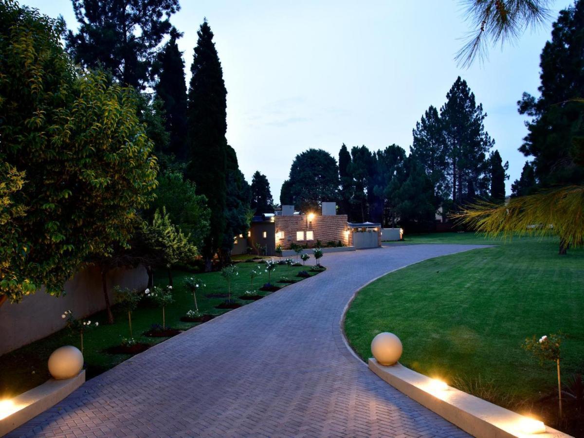 Five O'Clock Zen Boutique Guest House Центурион Экстерьер фото