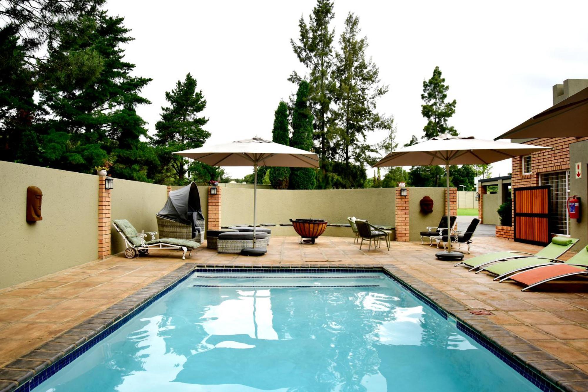 Five O'Clock Zen Boutique Guest House Центурион Экстерьер фото
